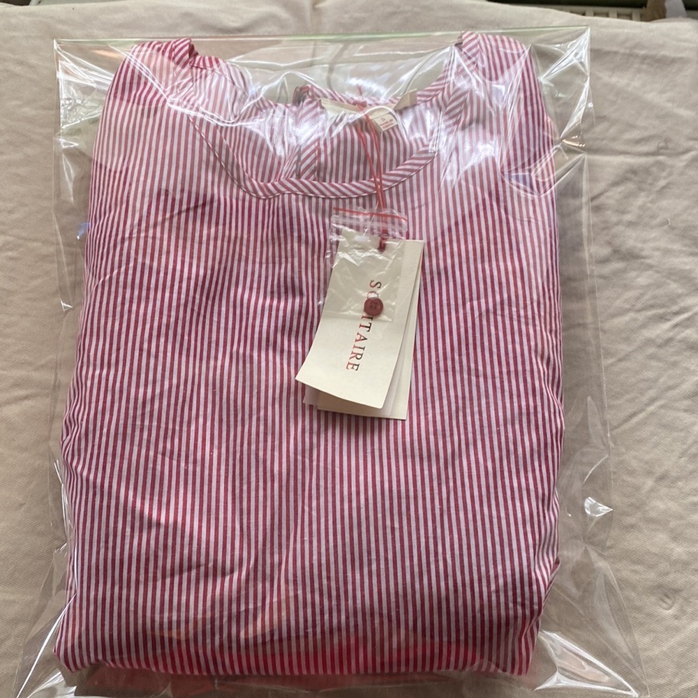 Solitaire Red and White Striped Bell Sleeve Top Size S - Picture 9 of 9